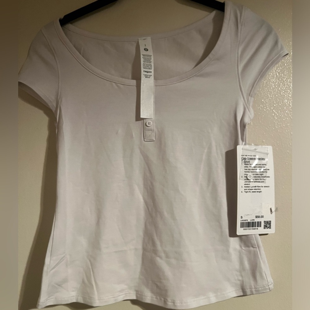 NWT Size S lululemon CAP SLEEVE Henley T-shirt LVPR